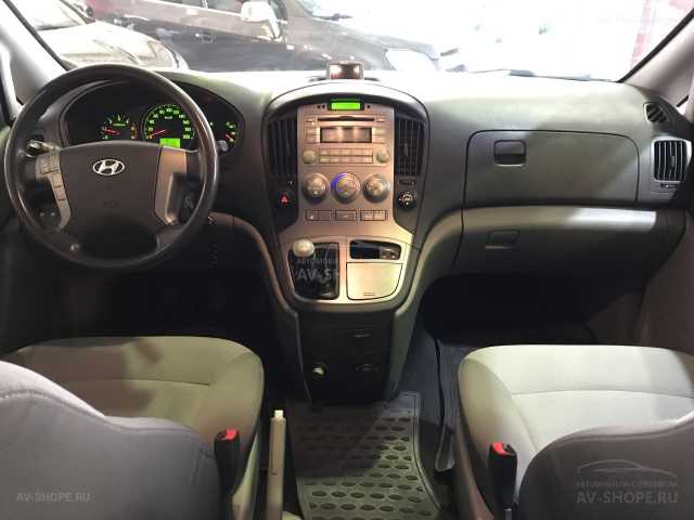 Hyundai Grand Starex 2.5d  MT (116 л.с.) 2011 г.