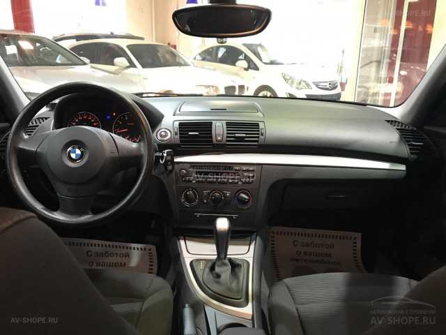 BMW 1 серия 2.0i AT (136 л.с.) 2010 г.