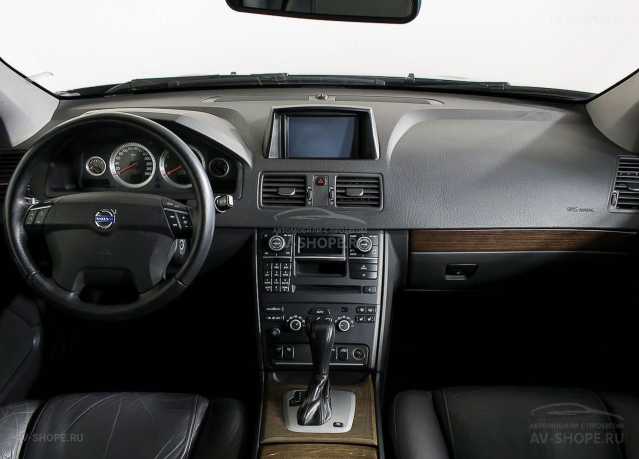 Volvo XC90 2.5i AT (209 л.с.) 2010 г.