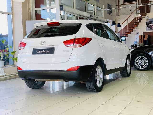 Hyundai Ix-35 2.0i AT (150 л.с.) 2012 г.