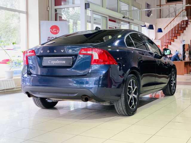 Volvo S60 1.6i AT (180 л.с.) 2011 г.