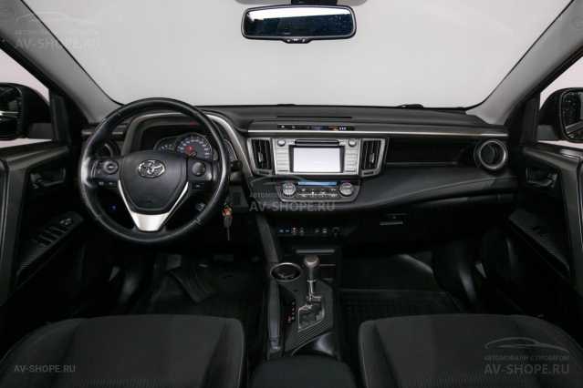 Toyota RAV 4 2.0i CVT (146 л.с.) 2015 г.