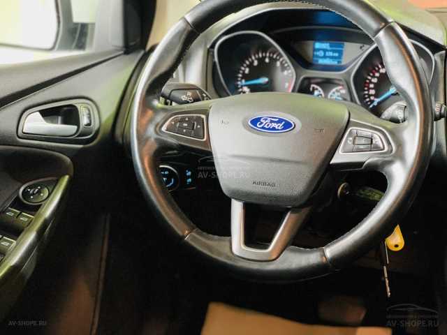 Ford Focus 3 1.6i AMT (105 л.с.) 2017 г.