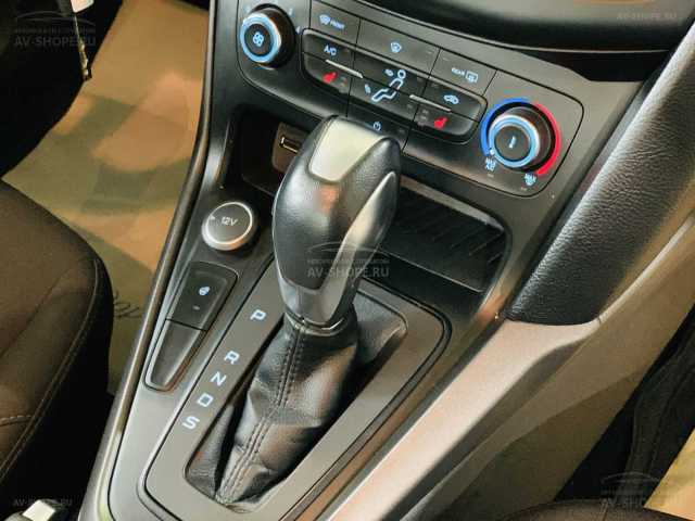 Ford Focus 3 1.6i AMT (105 л.с.) 2017 г.