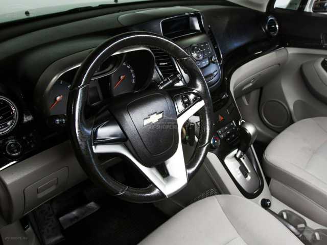 Chevrolet Orlando 1.8i AT (141 л.с.) 2013 г.