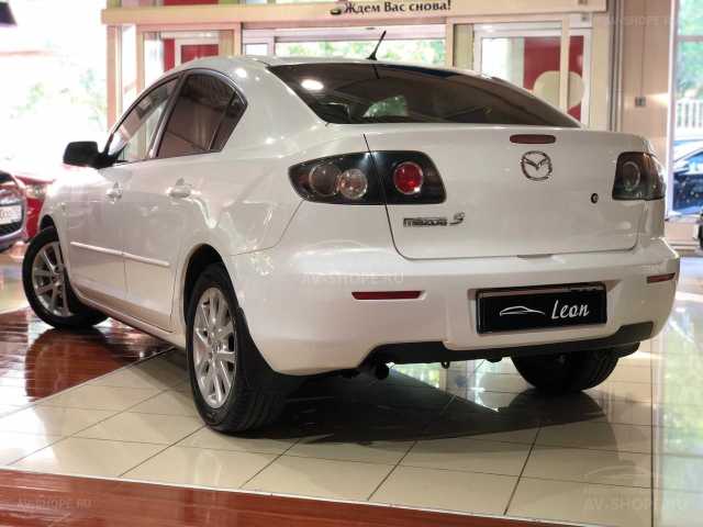 Mazda 3 1.6i AT (105 л.с.) 2008 г.