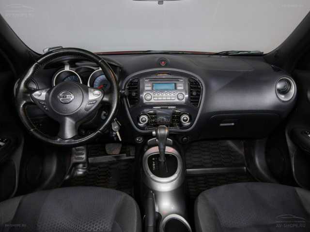Nissan Juke 1.6i CVT (117 л.с.) 2012 г.