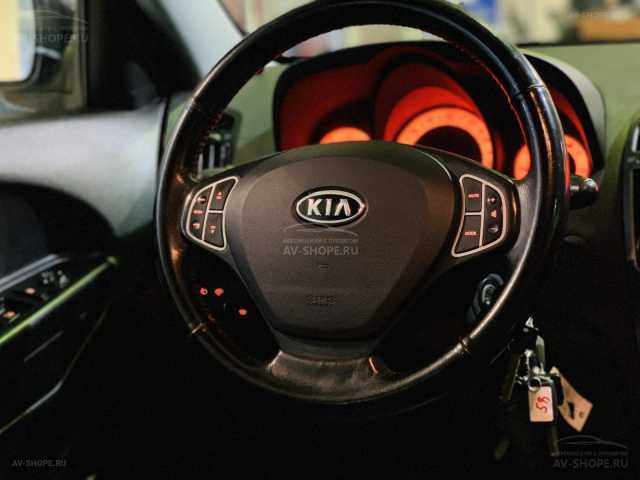 Kia Cee'd 1.6d MT (115 л.с.) 2008 г.