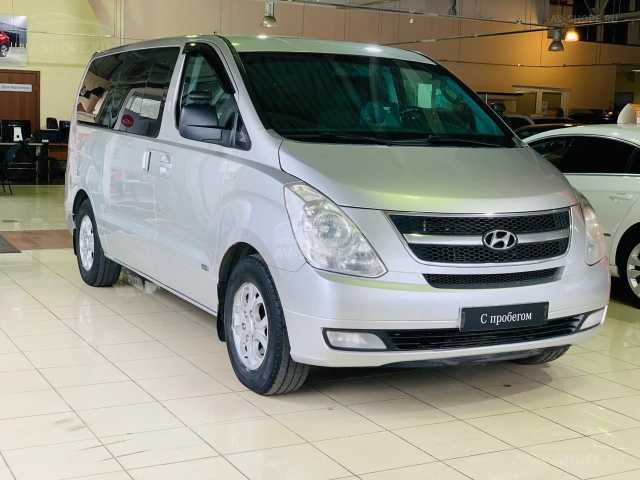    Hyundai Grand Starex