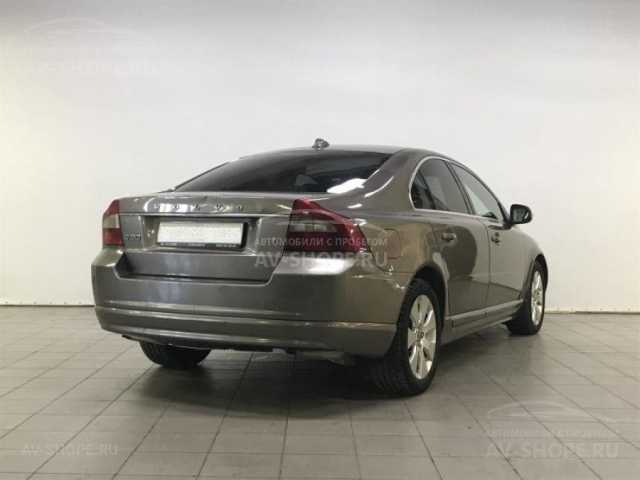 Volvo S80 2.5i AT (200 л.с.) 2009 г.