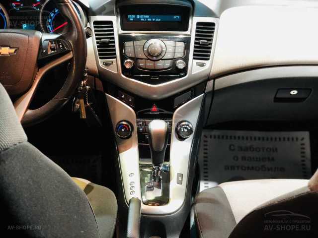 Chevrolet Cruze 1.8i AT (141 л.с.) 2011 г.