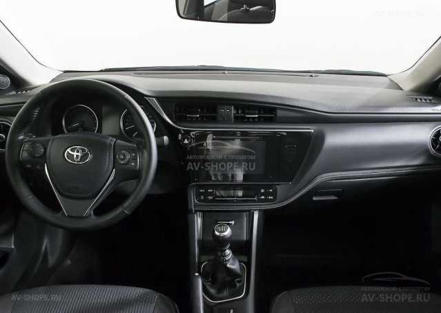 Toyota Corolla  1.6i  MT (122 л.с.) 2018 г.