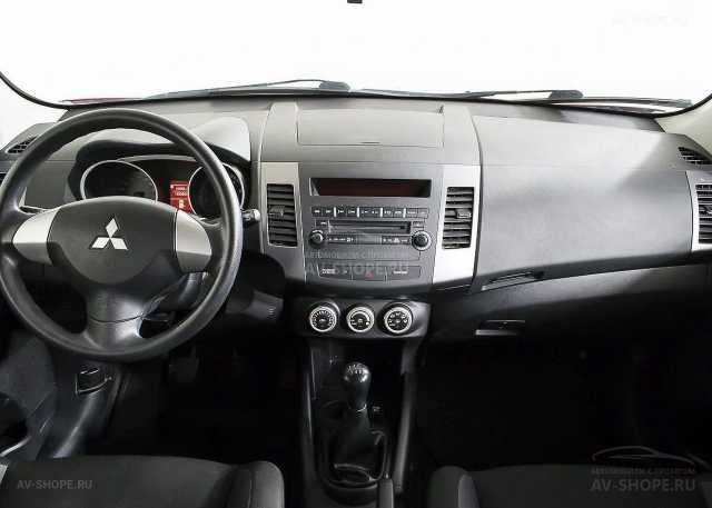 Mitsubishi Outlander 2.4i MT (170 л.с.) 2008 г.