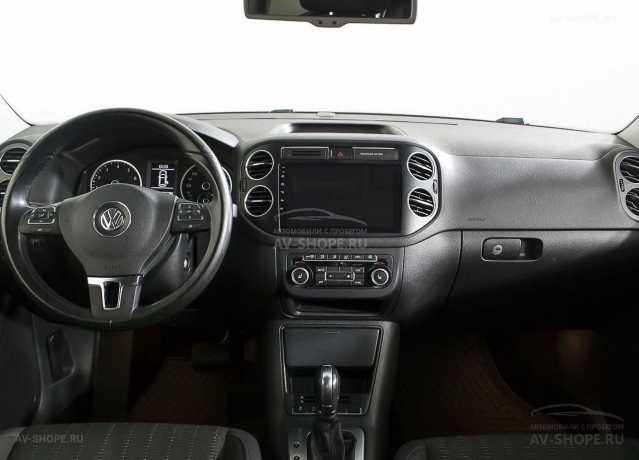 Volkswagen Tiguan 1.4i AMT (150 л.с.) 2013 г.