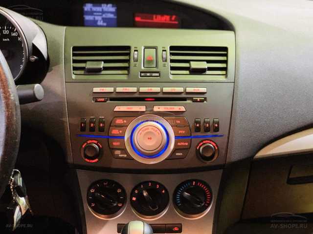 Mazda 3 1.6i AT (105 л.с.) 2011 г.