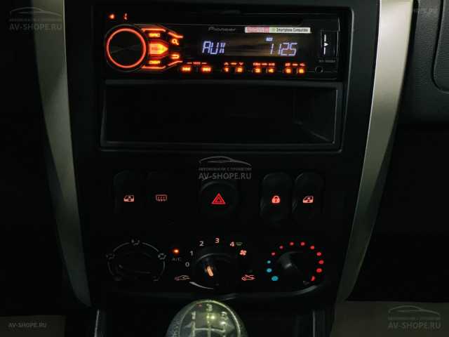 Nissan Almera 1.6i  MT (102 л.с.) 2015 г.