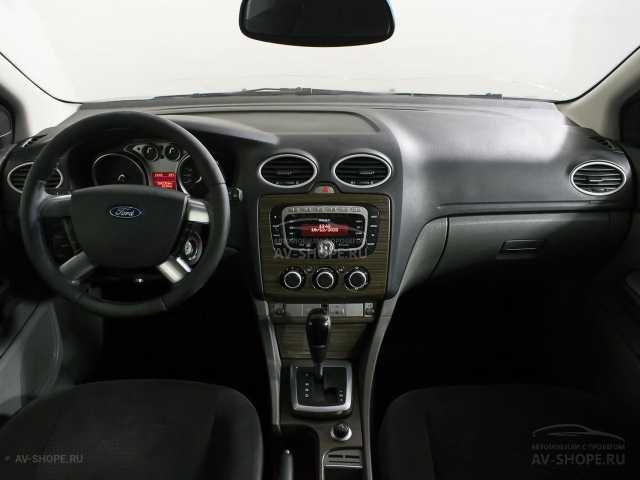 Ford Focus 2 2.0i AT (145 л.с.) 2008 г.